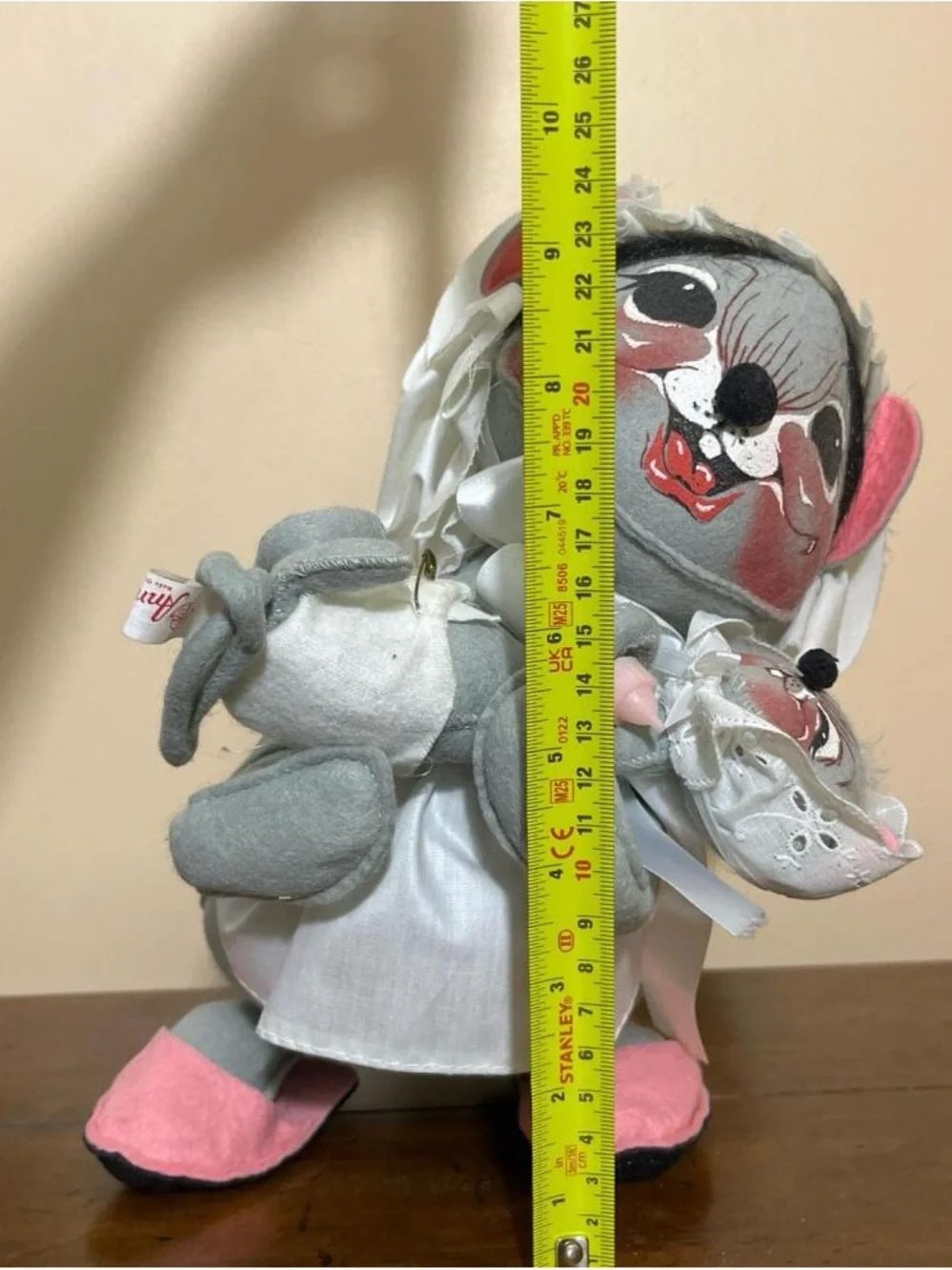 Annalee 1987 Collectible Large Mother Mouse with Baby